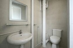Blk 549 Jurong West Street 42 (Jurong West), HDB Executive #627632171